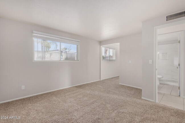 Building Photo - 6319 N 83rd Pl