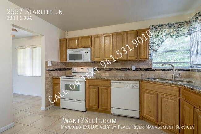 Building Photo - 2557 Starlite Ln