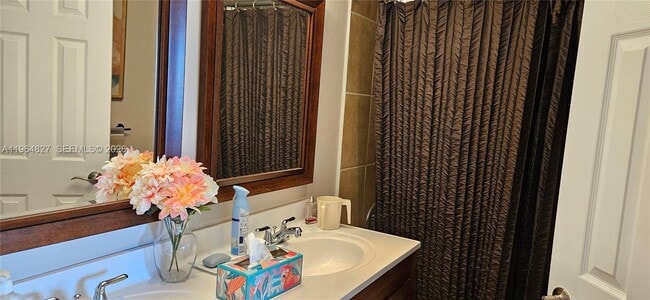 Building Photo - 2851 NE 183rd St