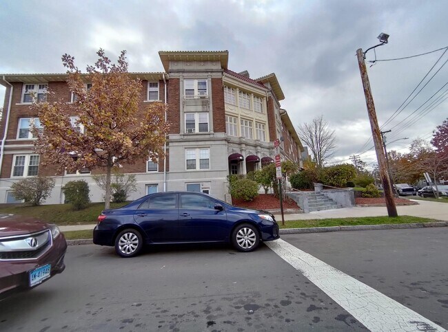 Building Photo - 36 Derby Ave