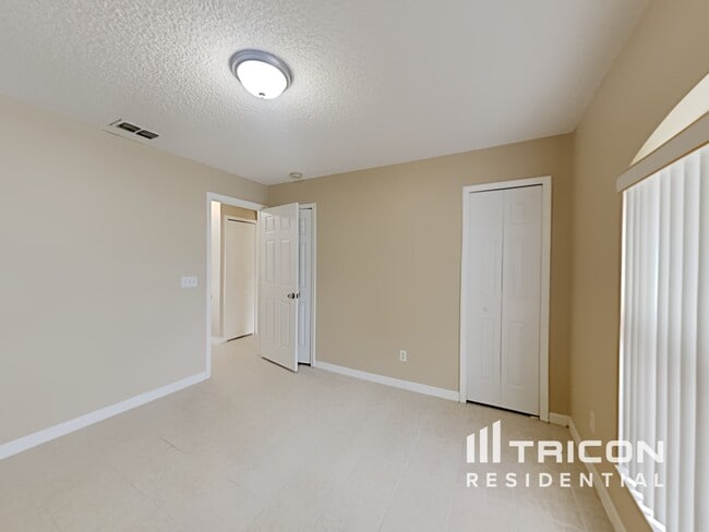 Building Photo - 3176 Shafton Ave