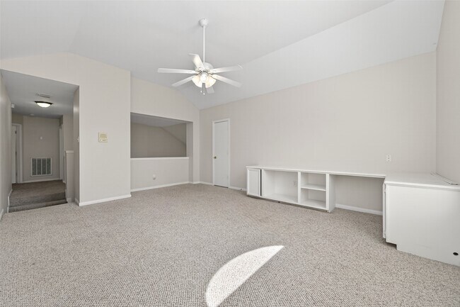 Building Photo - 20906 Greenfield Trail