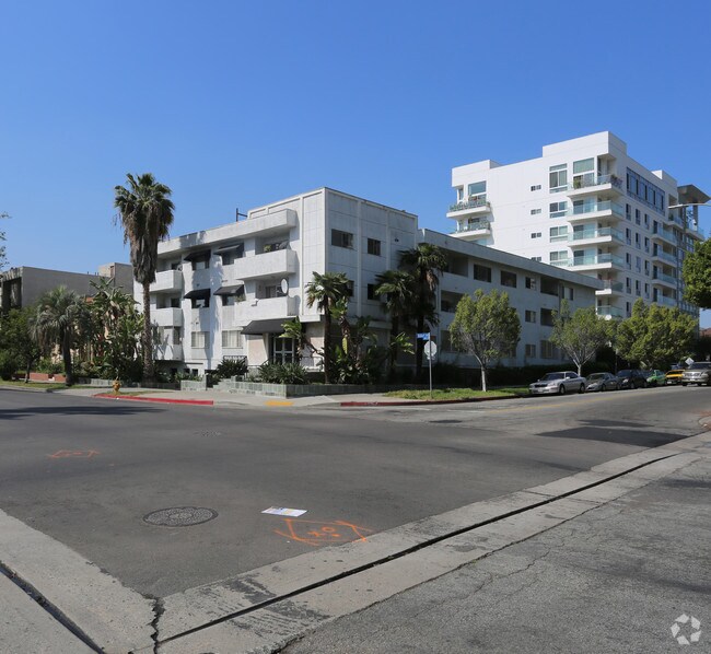 Primary Photo - 701 S Hobart Blvd