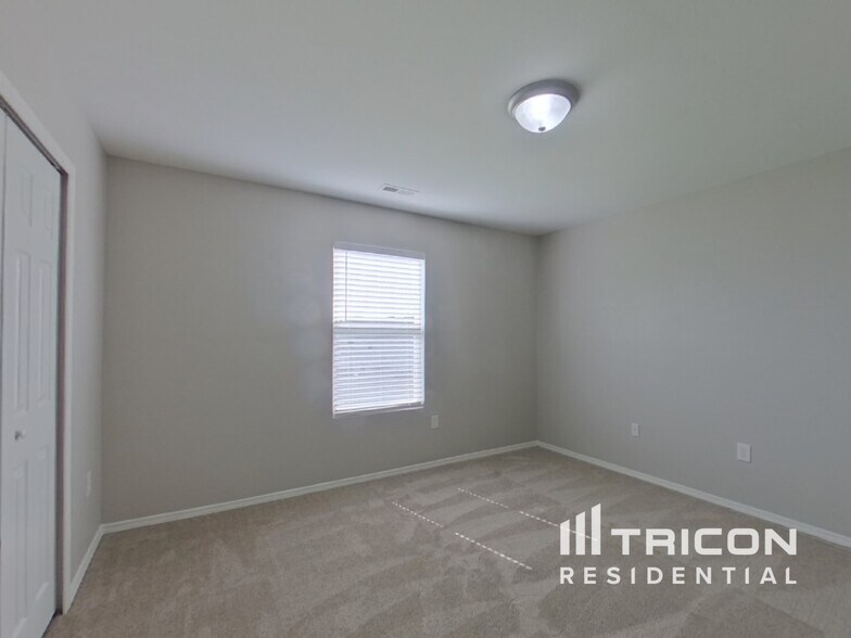 Building Photo - 12607 Dervish Ln