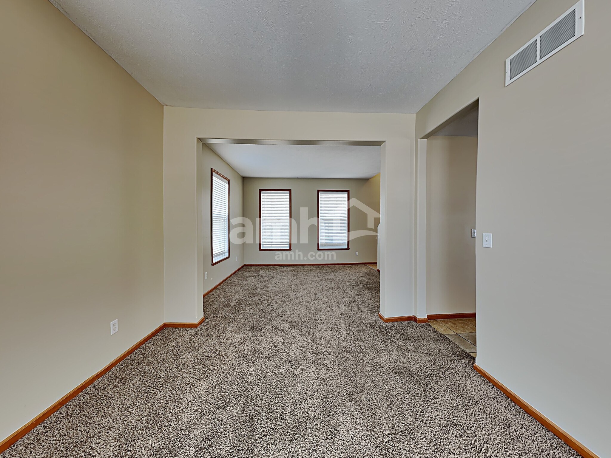 Building Photo - 6715 Legacy Pointe Ct