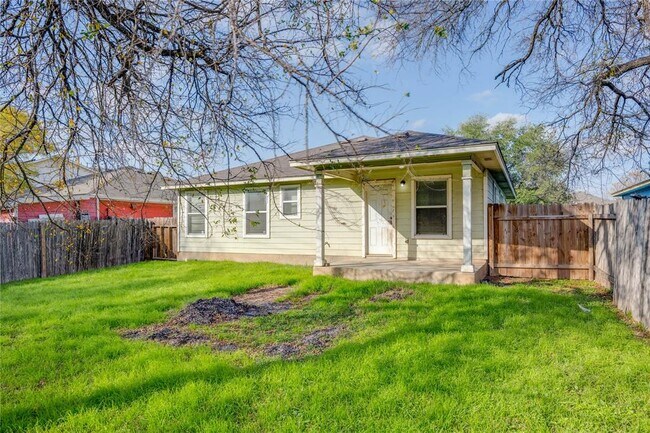 Building Photo - 3514 Banda Ln