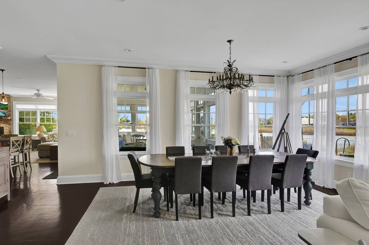 Building Photo - 9 Private Rd