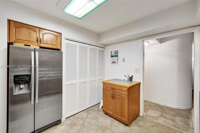 Building Photo - 2814 N 46th Ave