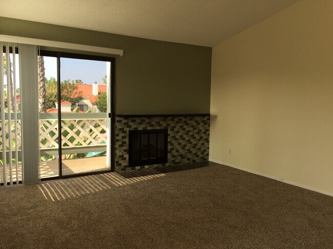 Building Photo - 9380 Twin Trails Dr