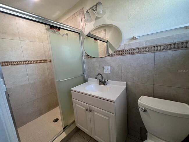 Building Photo - 5535 24th Ave N