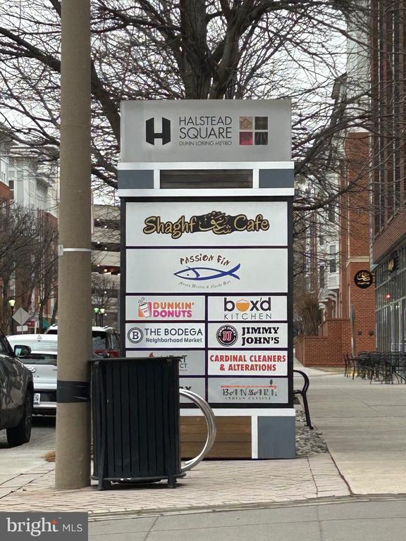 Building Photo - 2726 Gallows Rd