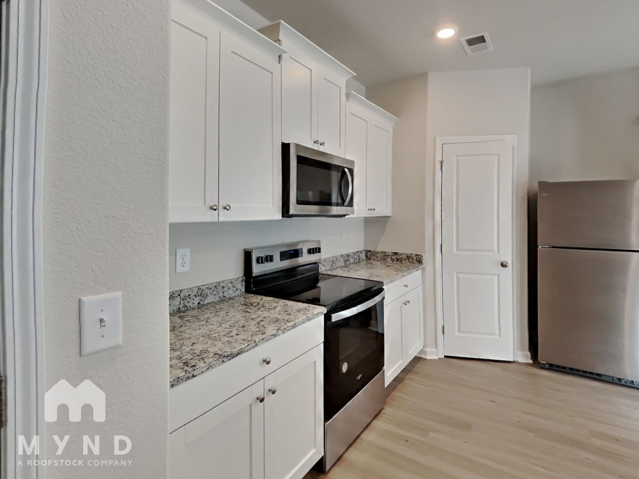 Building Photo - 415 Ivy Bank Dr