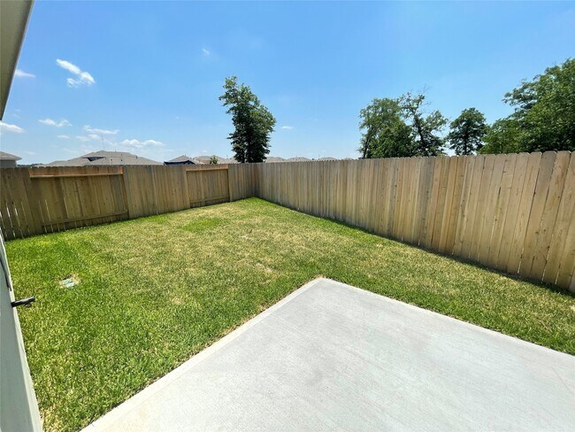 Building Photo - 25540 Northpark Palm Dr