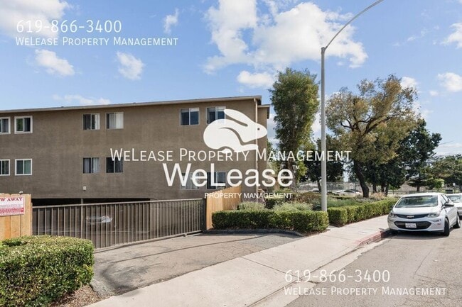 Building Photo - 4775 Seminole Dr