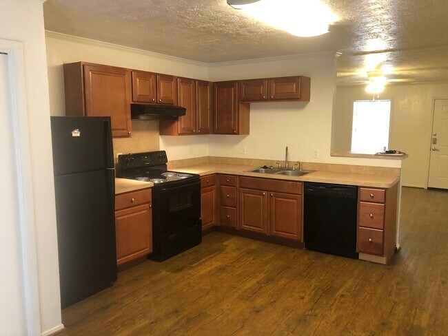 Building Photo - 3600EL