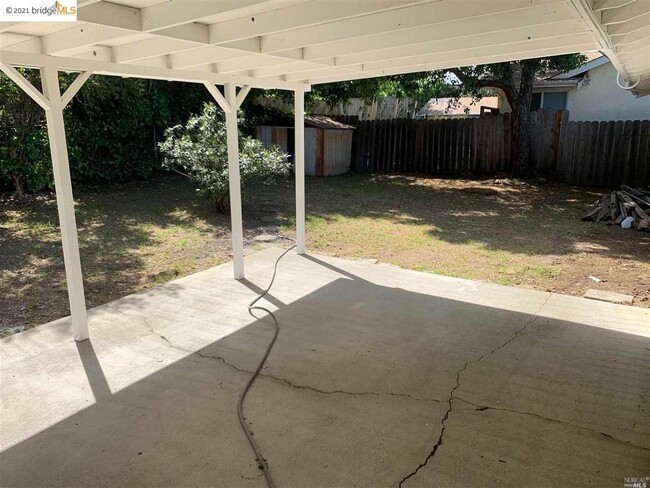 Building Photo - 1801 Sereno Dr