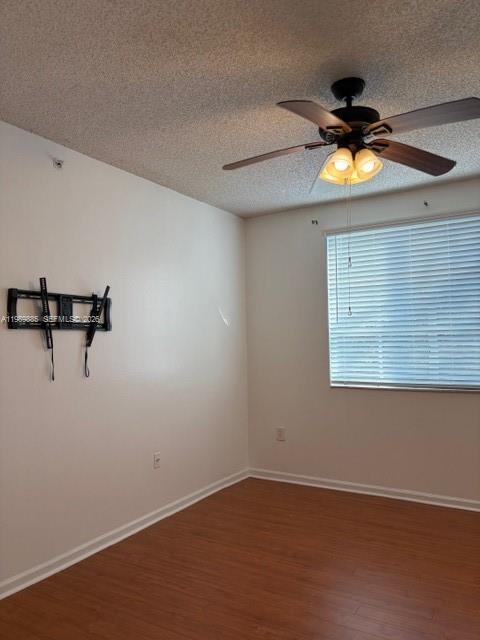 Building Photo - 8000 N Nob Hill Rd