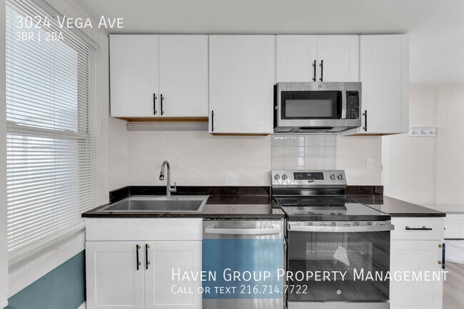 Building Photo - 3024 Vega Ave