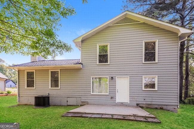 Building Photo - 7383 Fernwood Dr