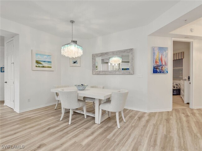 Building Photo - 400 Flagship Dr