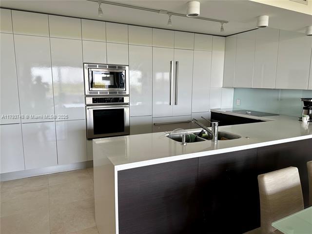 Building Photo - 155 Ocean Lane Dr