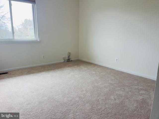 Building Photo - 2716 Glengyle Dr