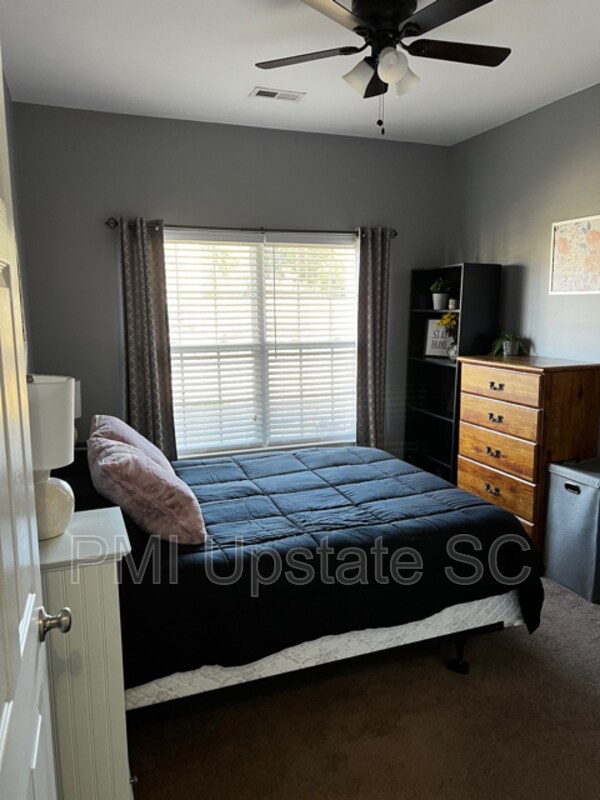 Building Photo - 258 Twilitemist Dr