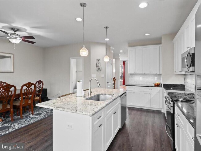 Building Photo - 25077 Cypress Mill Terrace