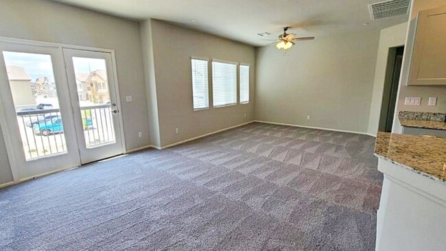 Building Photo - UPGRADED 2 BEDROOM TOWNHOME IN GATED COMMU...