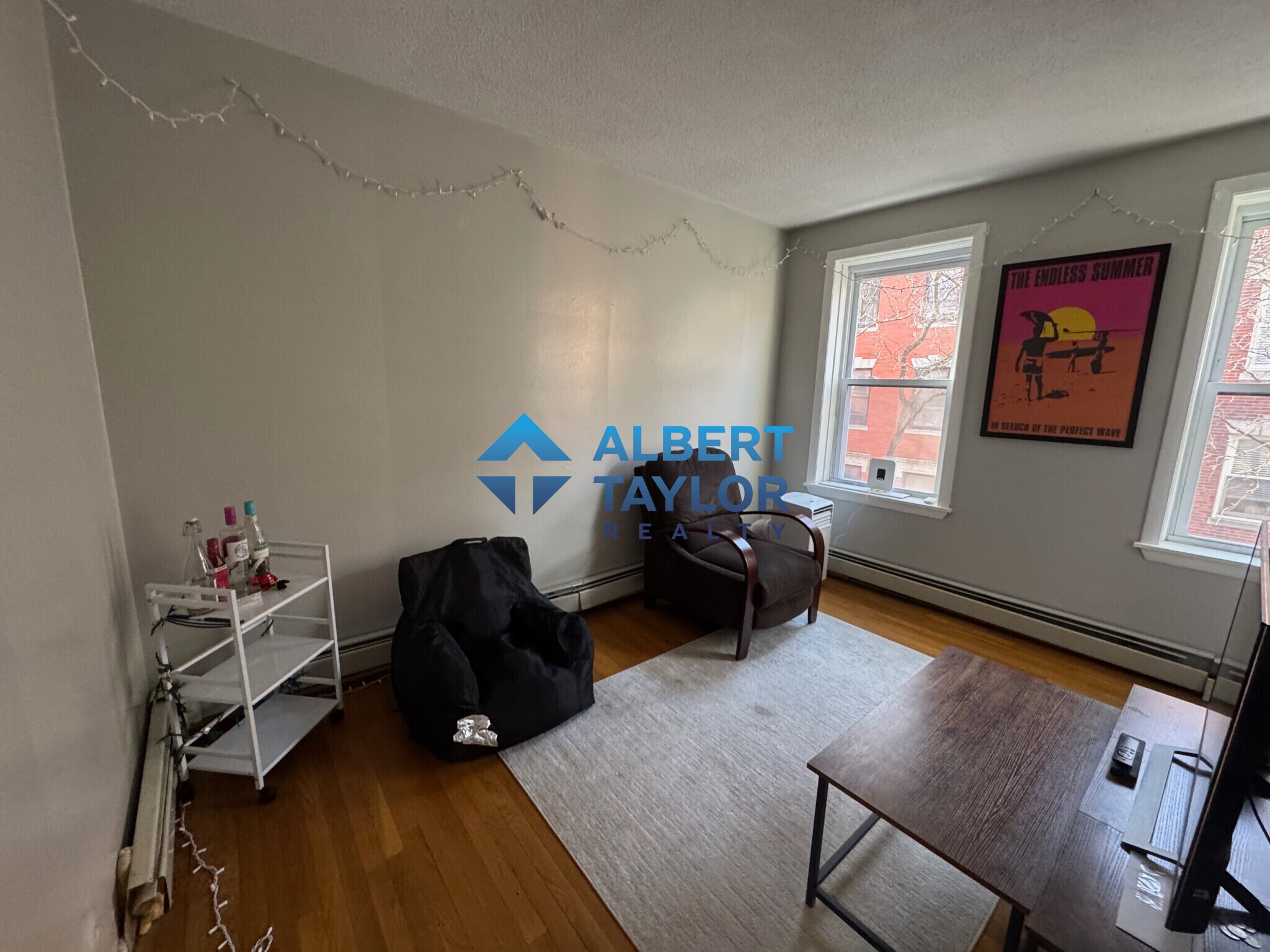 Building Photo - 36 Garden St