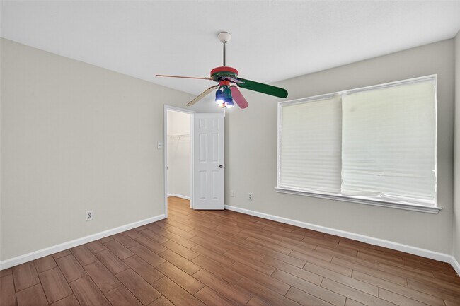 Building Photo - 22151 Birch Valley Dr
