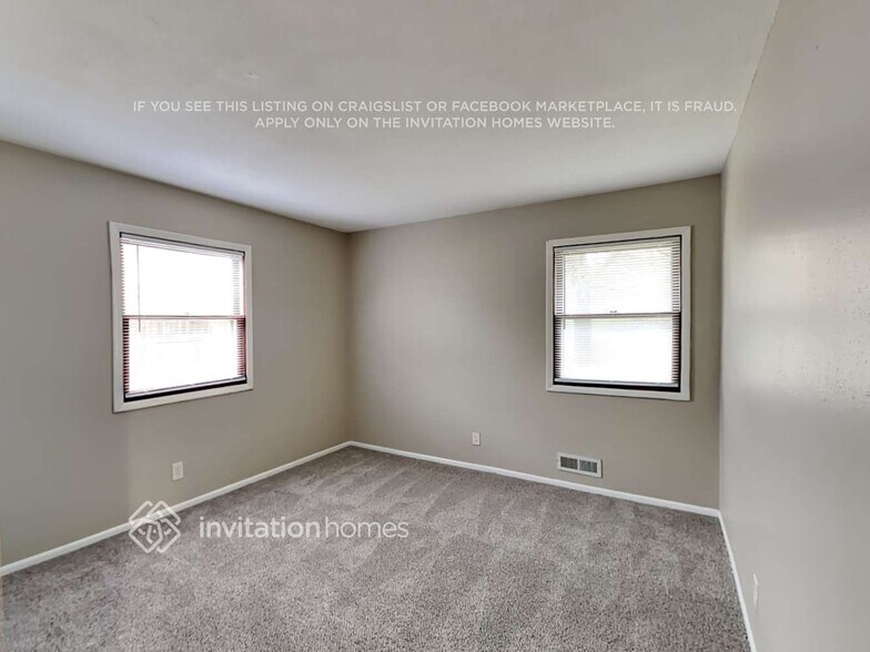Building Photo - 707 Oakland Cir