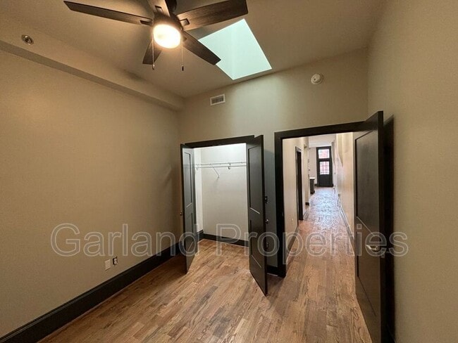 Building Photo - 73 W Main St