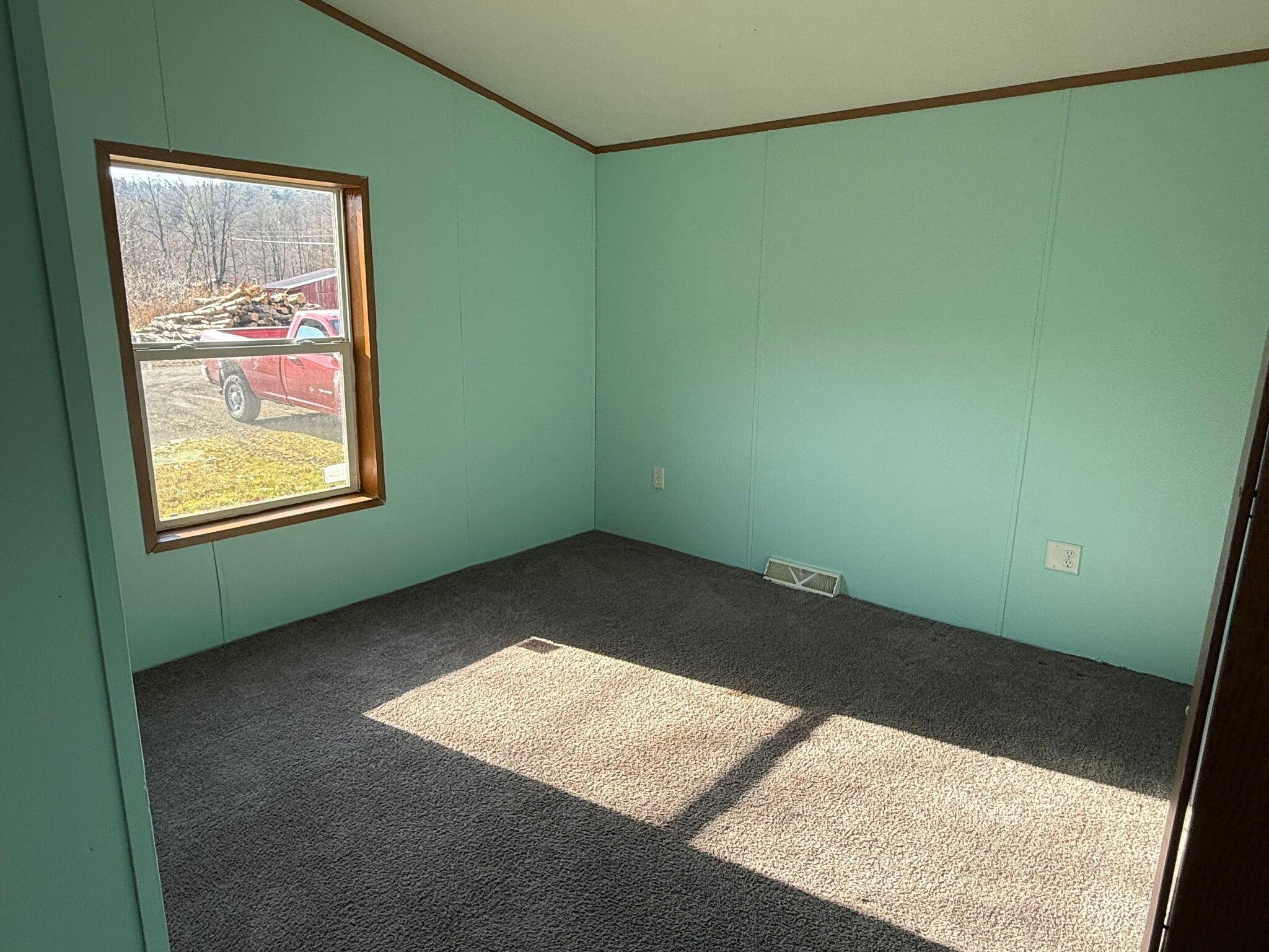 Small bedroom - 21 Mill St