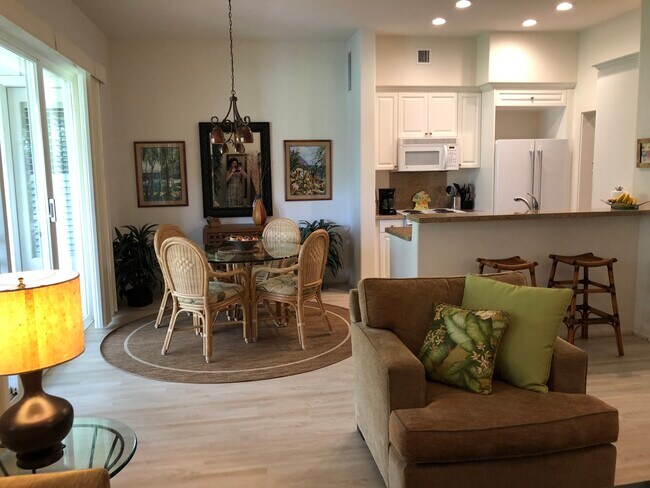 DR - 92-1212 Olani St