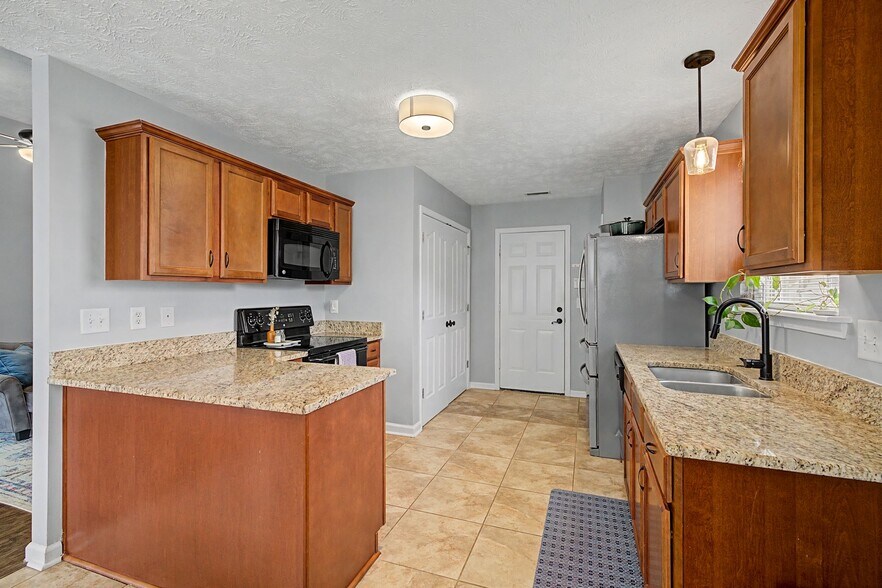 Building Photo - 401 Niagra Ln