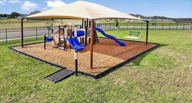 Building Photo - 3902 Resting Robin Ave