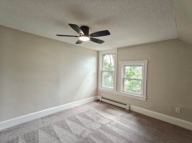 Building Photo - 2146 44th St