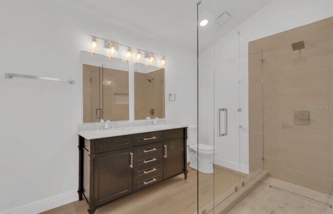 Building Photo - 2622 Liz Ln