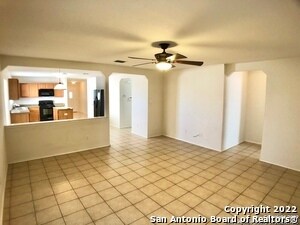 Building Photo - 5854 Providence Oak