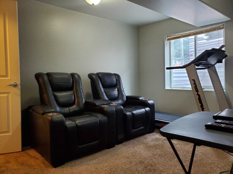 Building Photo - 8744 Soapberry Dr