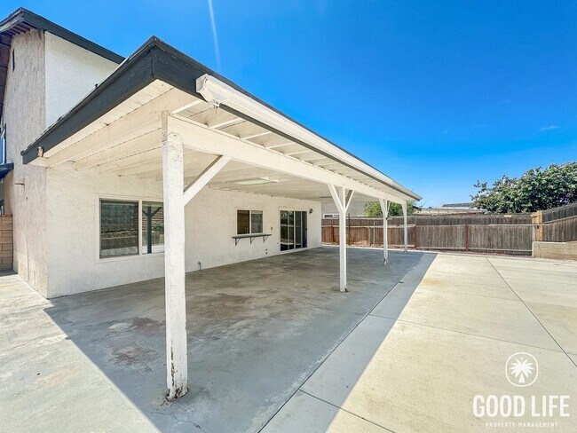 Building Photo - Spacious 5BD/2.5BA Two-Story Home in South San Diego with Large Backyard, Office & Attached Garage