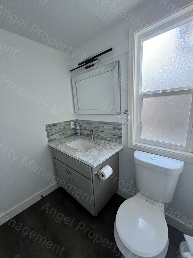 Building Photo - 5221 Moonlight Way