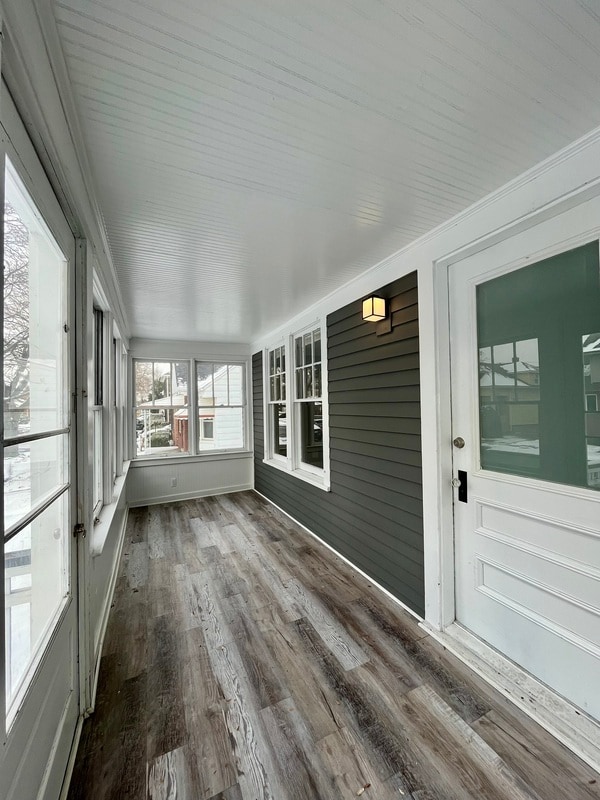 Building Photo - 273 2nd St