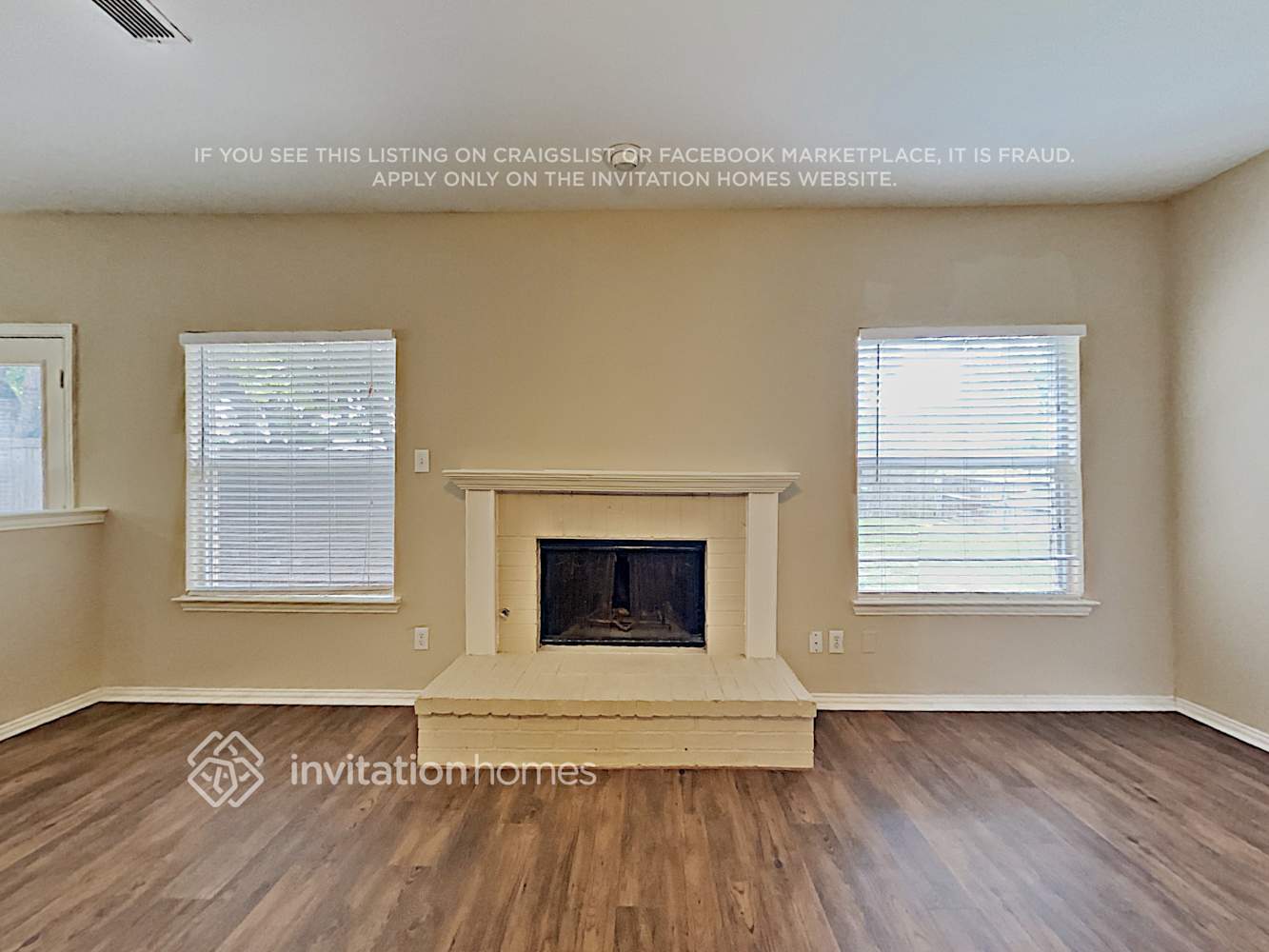 Building Photo - 4000 Iris Ct