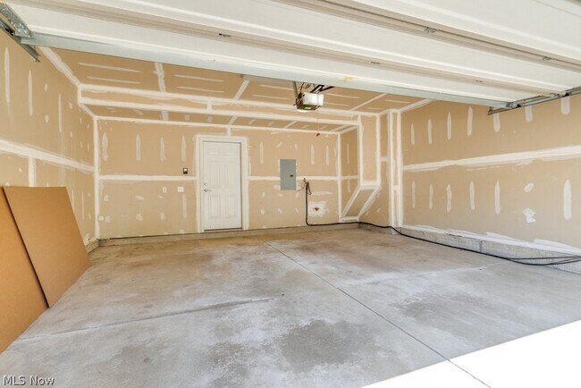 Building Photo - 3955 Gardiner Run