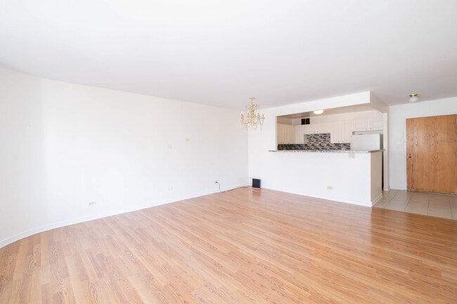 Building Photo - 211 E Ohio St