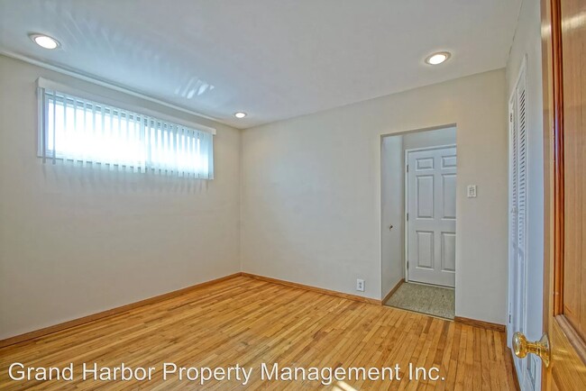 Bedroom Three View #1 - 2300 Oak Ave