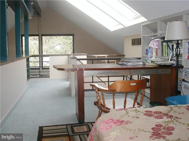 Building Photo - 20 Battlebrook Ln