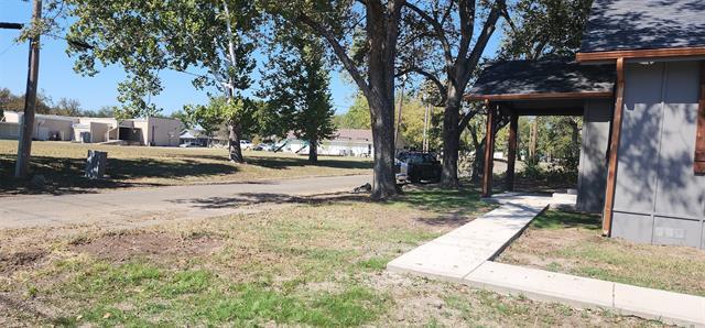 Building Photo - 900 Chestnut St